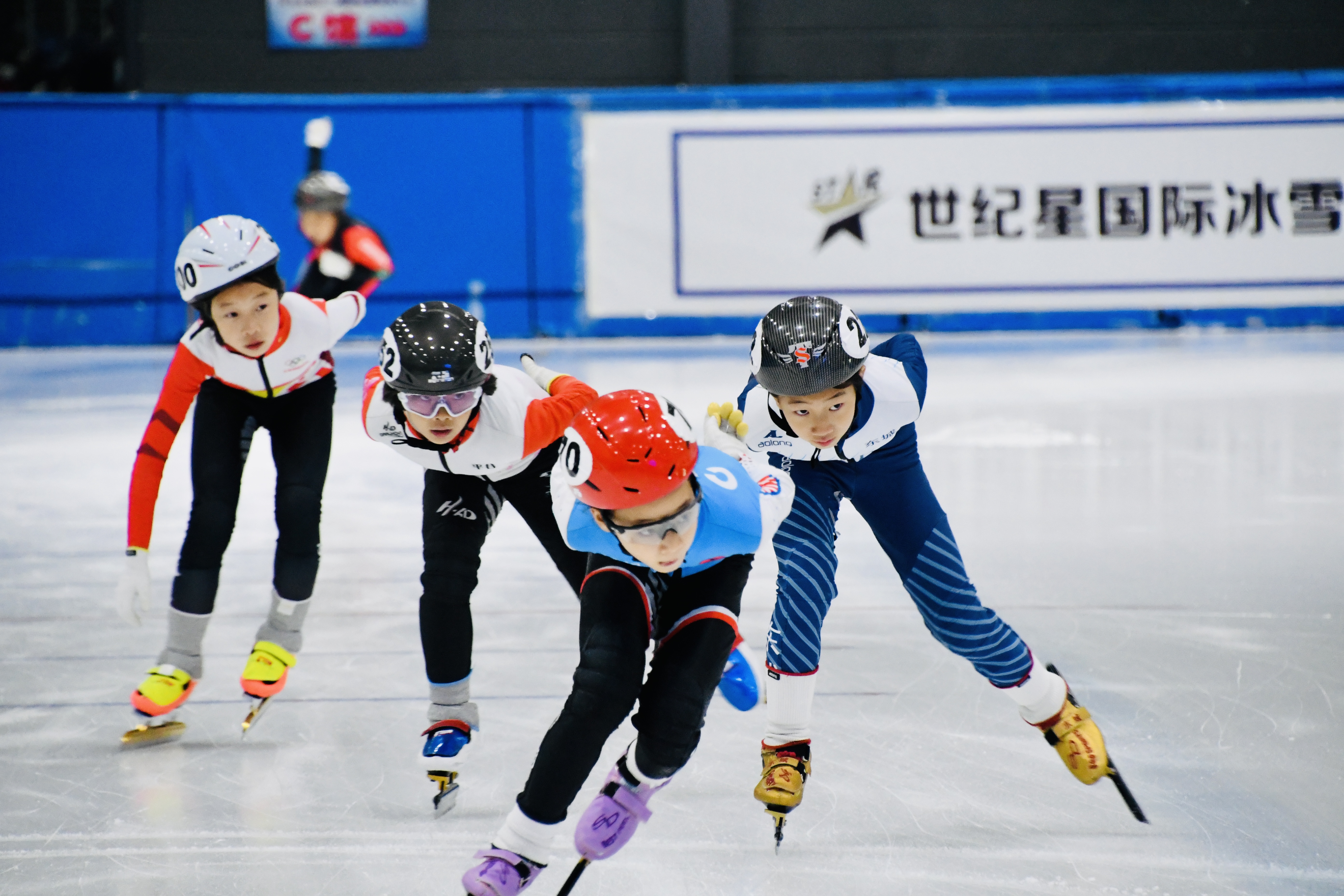 2020北京市青少年U系列短道速滑冠军赛：U10女子组4圈决赛